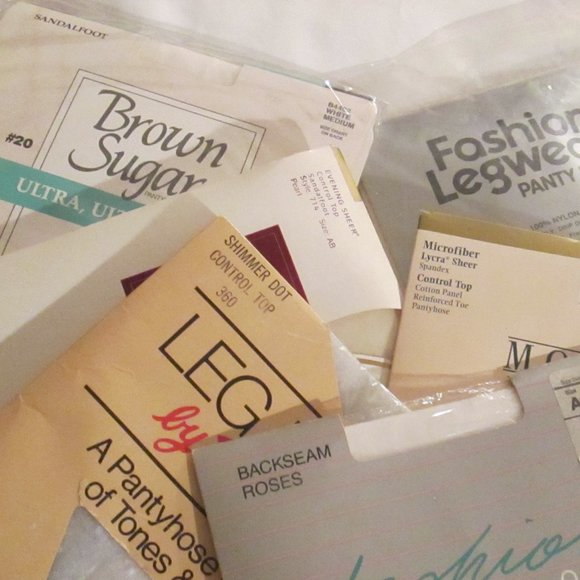BUNDLE OF 6 VINTAGE HOSIERY (LIGHT COLORS) - Picture 1 of 14